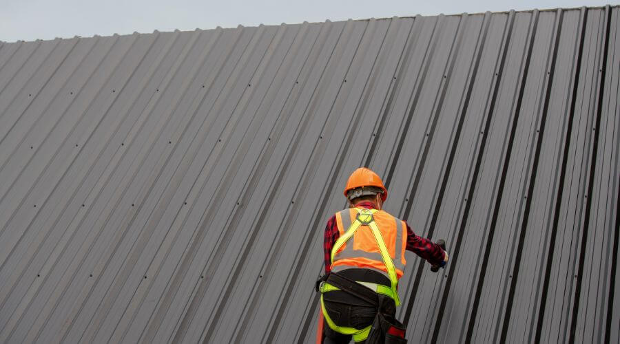 Professional Flat Roofing Installation in Crystal Lake, IA